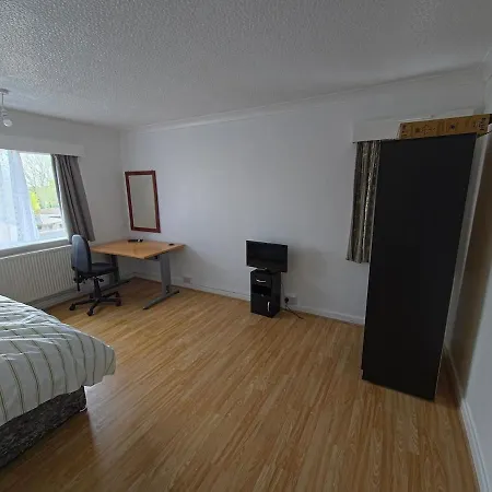 Apartmán Jusdor Six Bed Lovely In Filton *