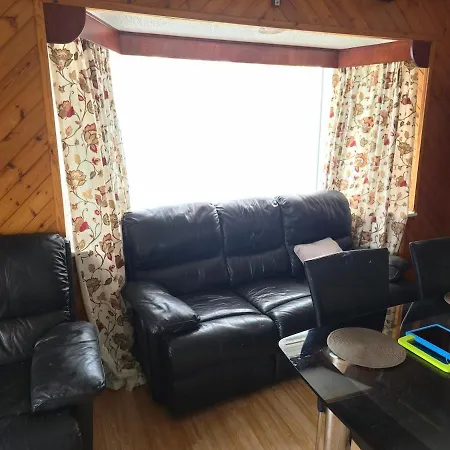 Jusdor Six Bed Lovely In Filton Apartmán