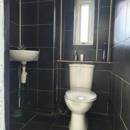 Jusdor Six Bed Lovely In Filton Bristol