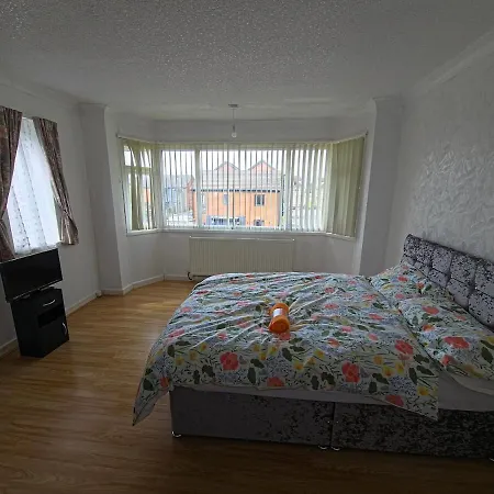 Apartmán Jusdor Six Bed Lovely In Filton