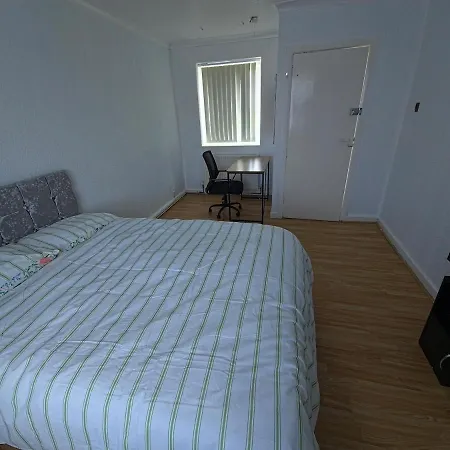 Jusdor Six Bed Lovely In Filton Bristol