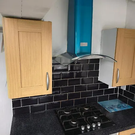 Jusdor Six Bed Lovely In Filton Bristol