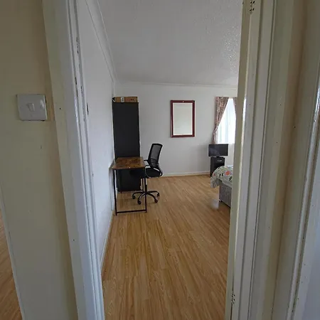 Apartmán Jusdor Six Bed Lovely In Filton *