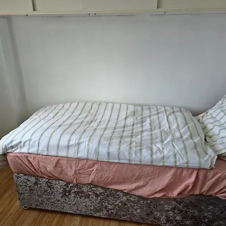 Apartmán Jusdor Six Bed Lovely In Filton
