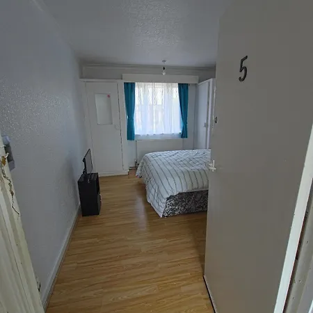 Jusdor Six Bed Lovely In Filton Apartmán Bristol
