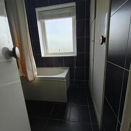 Apartmán Jusdor Six Bed Lovely In Filton