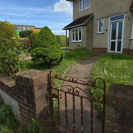 Jusdor Six Bed Lovely In Filton Bristol