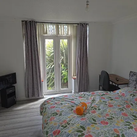 Apartmán Jusdor Six Bed Lovely In Filton *