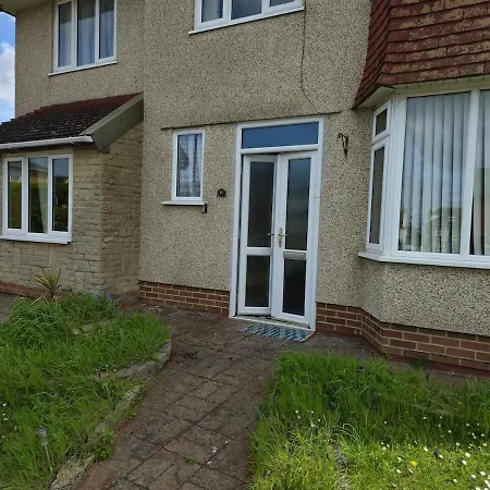 Jusdor Six Bed Lovely In Filton *
