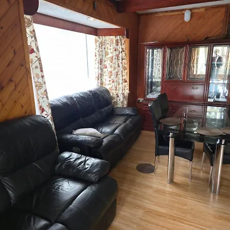 Apartmán Jusdor Six Bed Lovely In Filton *